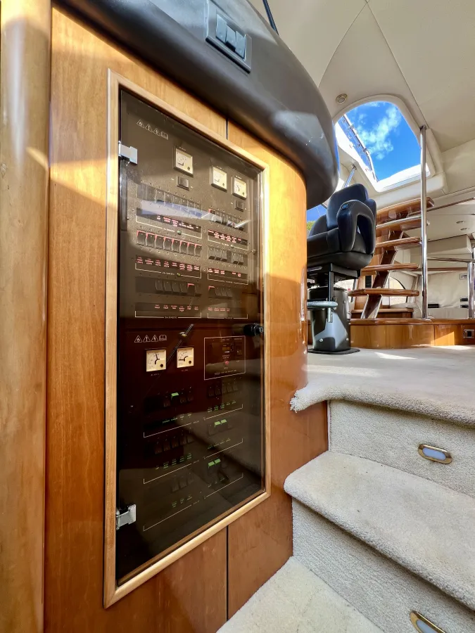 Verbundwerkstoff Motorboot Sunseeker Manhattan 56