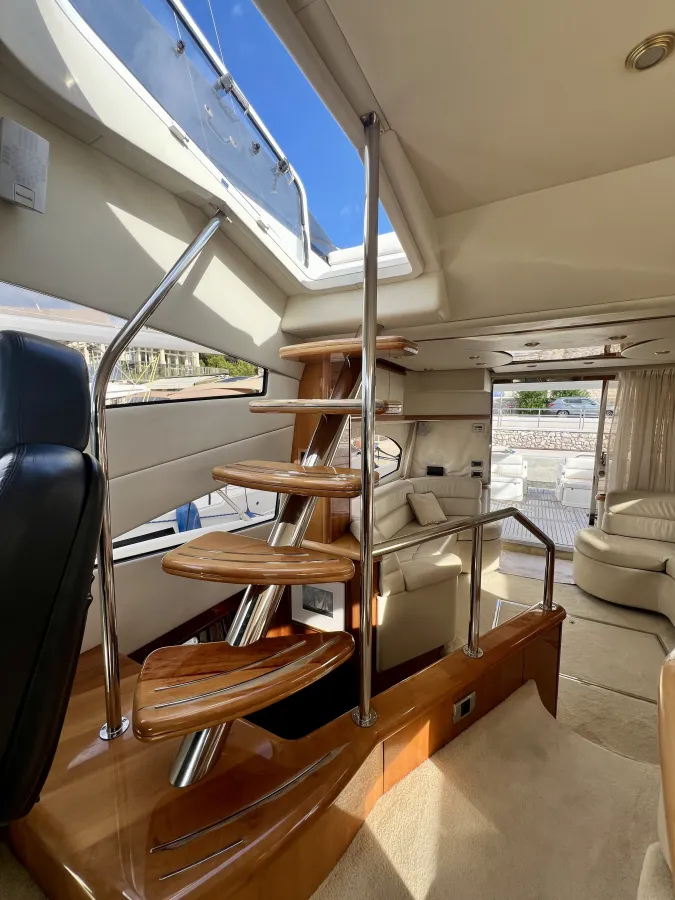 Verbundwerkstoff Motorboot Sunseeker Manhattan 56