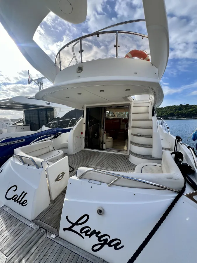 Verbundwerkstoff Motorboot Sunseeker Manhattan 56