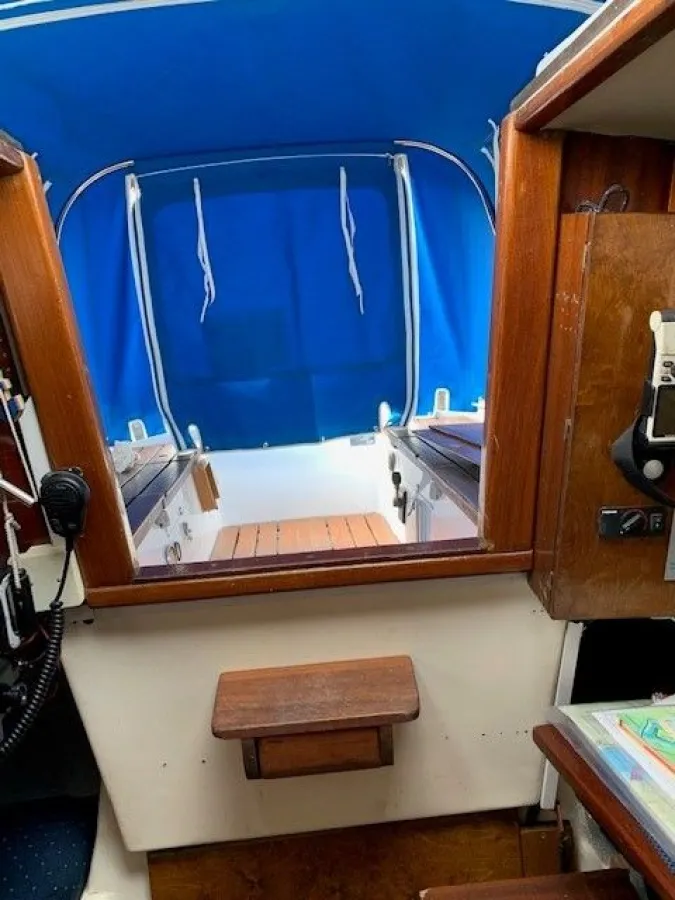 Polyester Sailboat Daimio 24