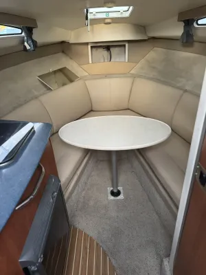 Polyester Speedboat Bayliner 245 Photo 3