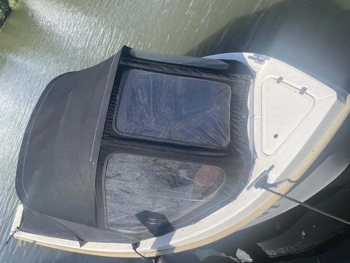 Polyester Sloep Namare 485Q