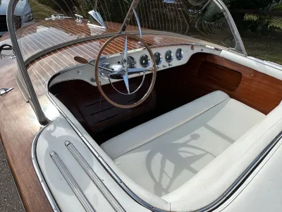 Wood Speedboat Rio Bonito Photo 9