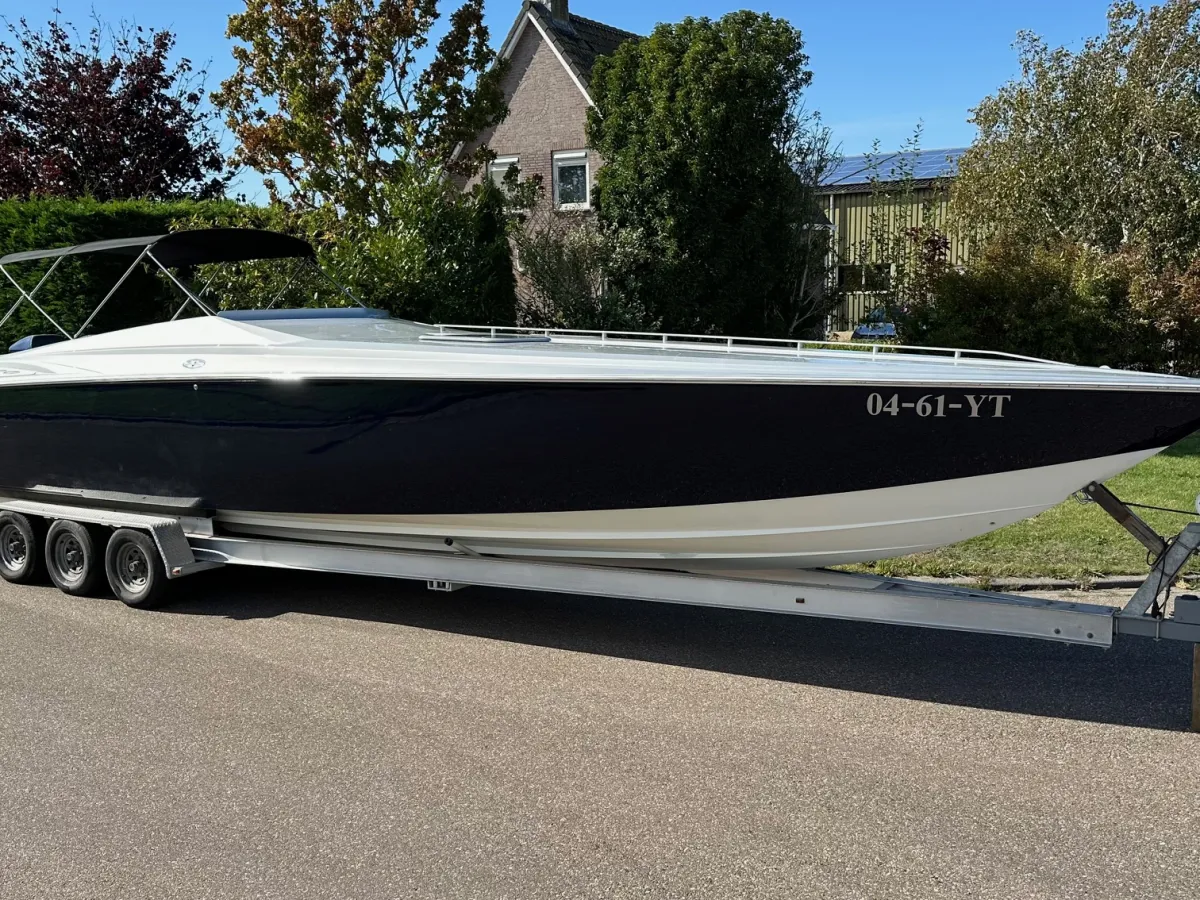 Polyester Speedboot Baja 40 Outlaw