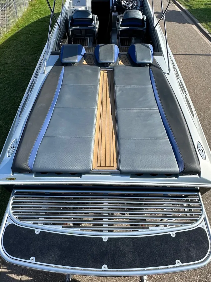 Polyester Speedboot Baja 40 Outlaw