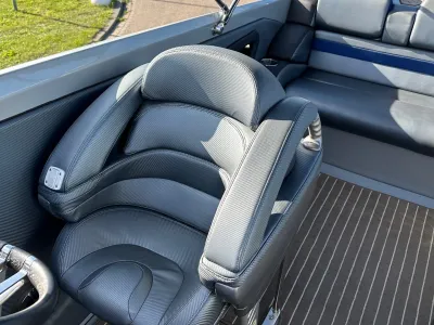 Polyester Speedboot Baja 40 Outlaw Foto 16