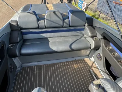 Polyester Speedboot Baja 40 Outlaw Foto 14