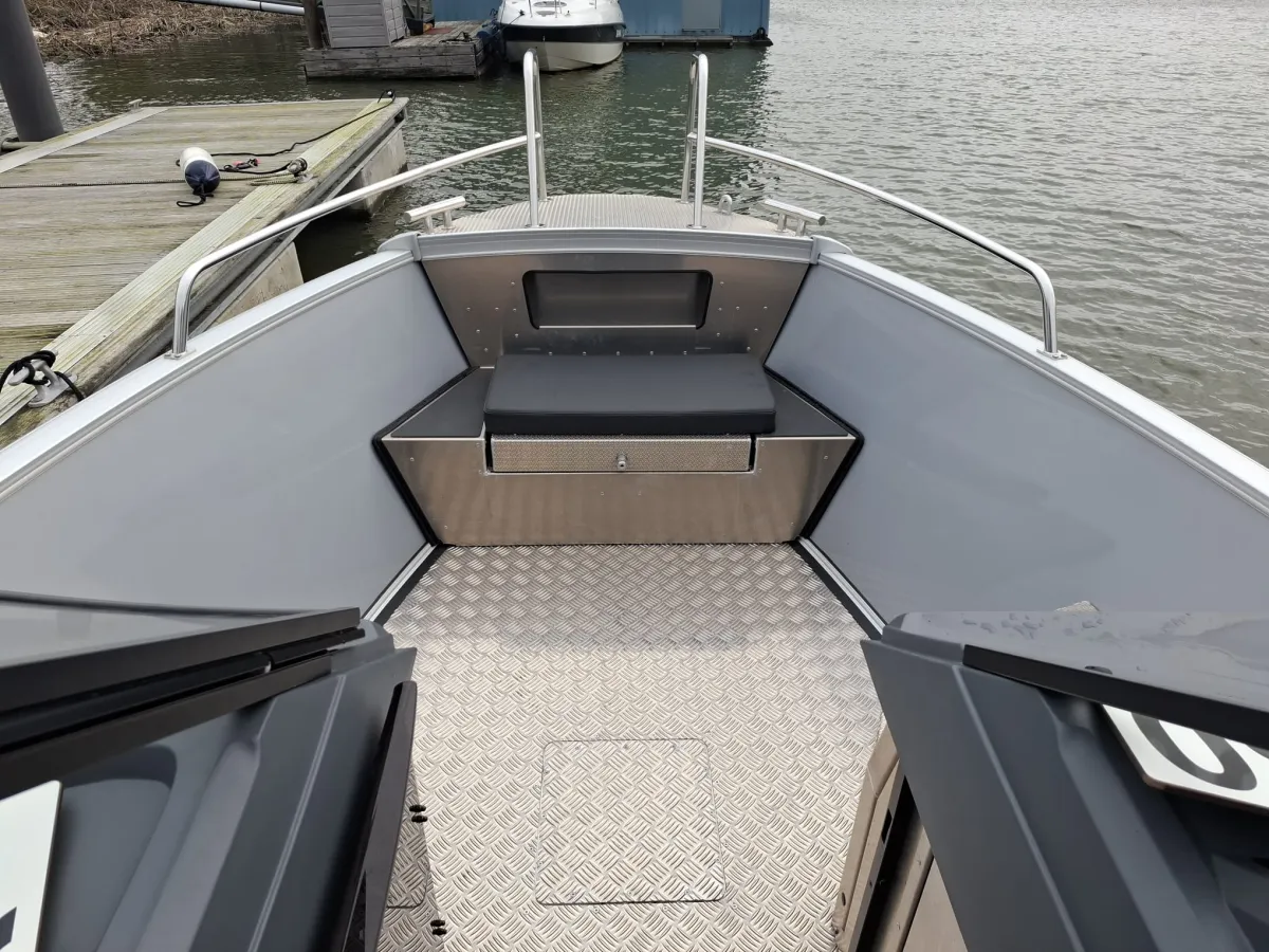 Aluminium Motorboat Buster Magnum