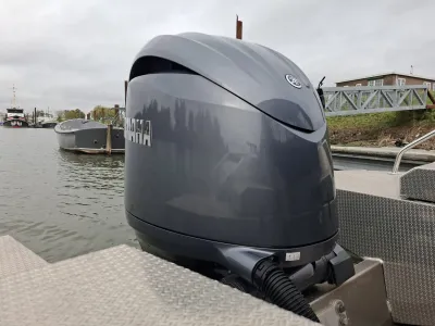 Aluminium Motorboat Buster Magnum Photo 6