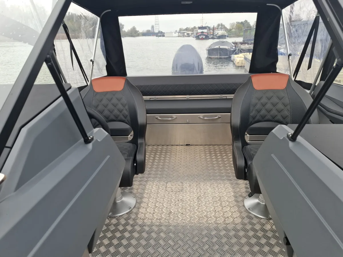 Aluminium Motorboat Buster Magnum