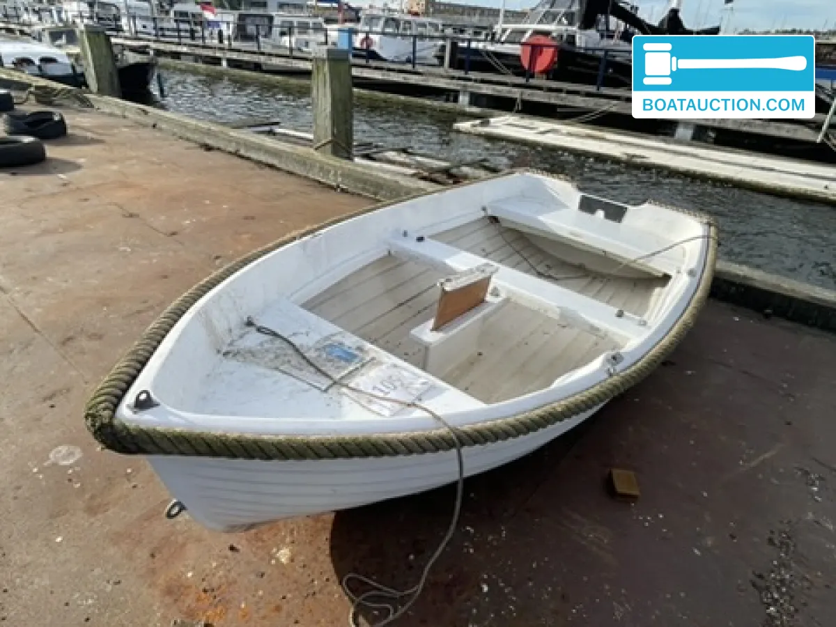 Thumbnail - Roeiboot 350