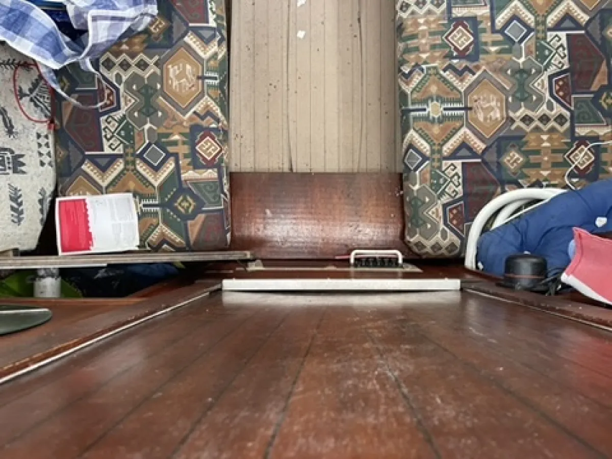 Polyester Budgetboat Cabin sailboat 600