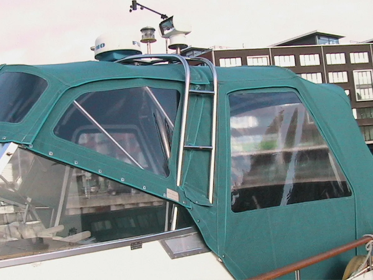 Polyester Motorboat Broom 39 Continental