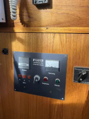 Polyester Motorboot Princess 37 Foto 14