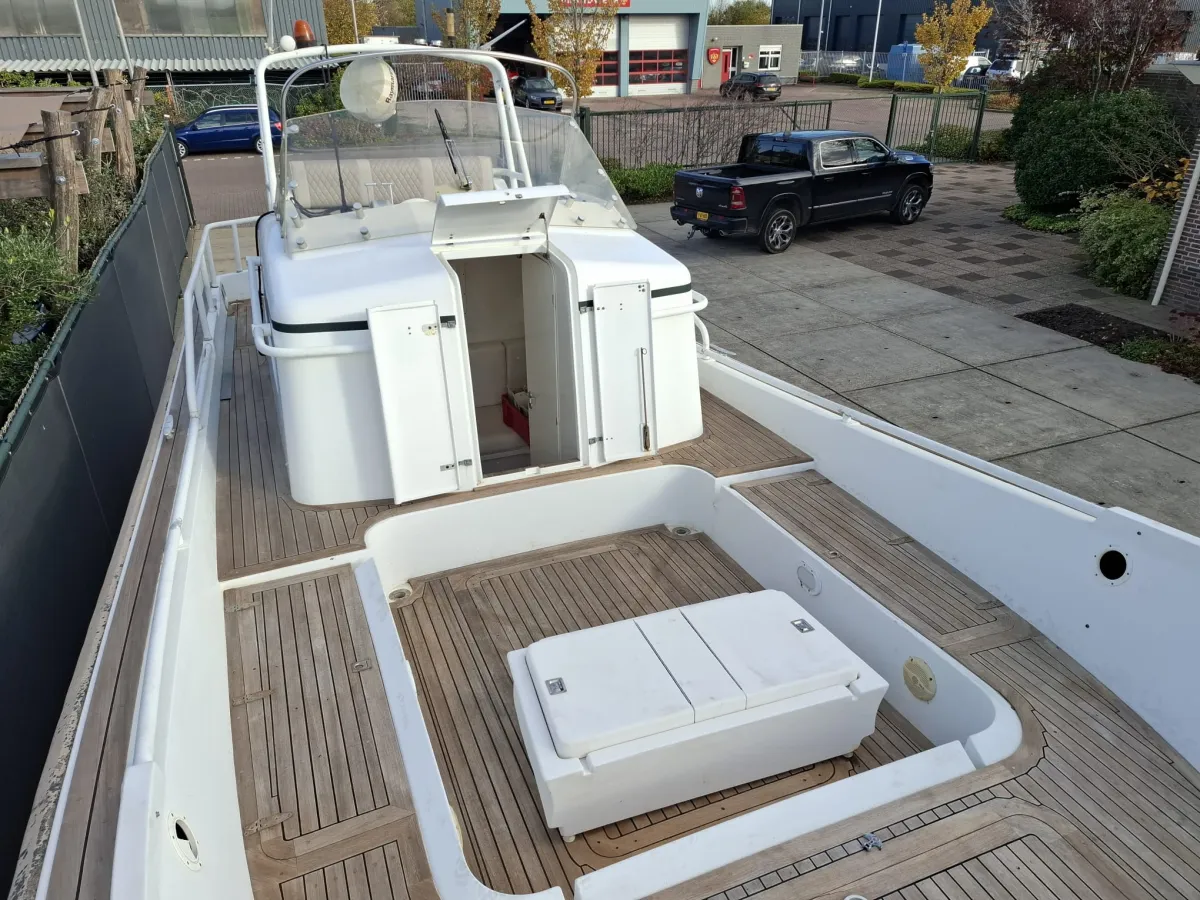 Polyester Motorboot Tecnoyacht Puma 2