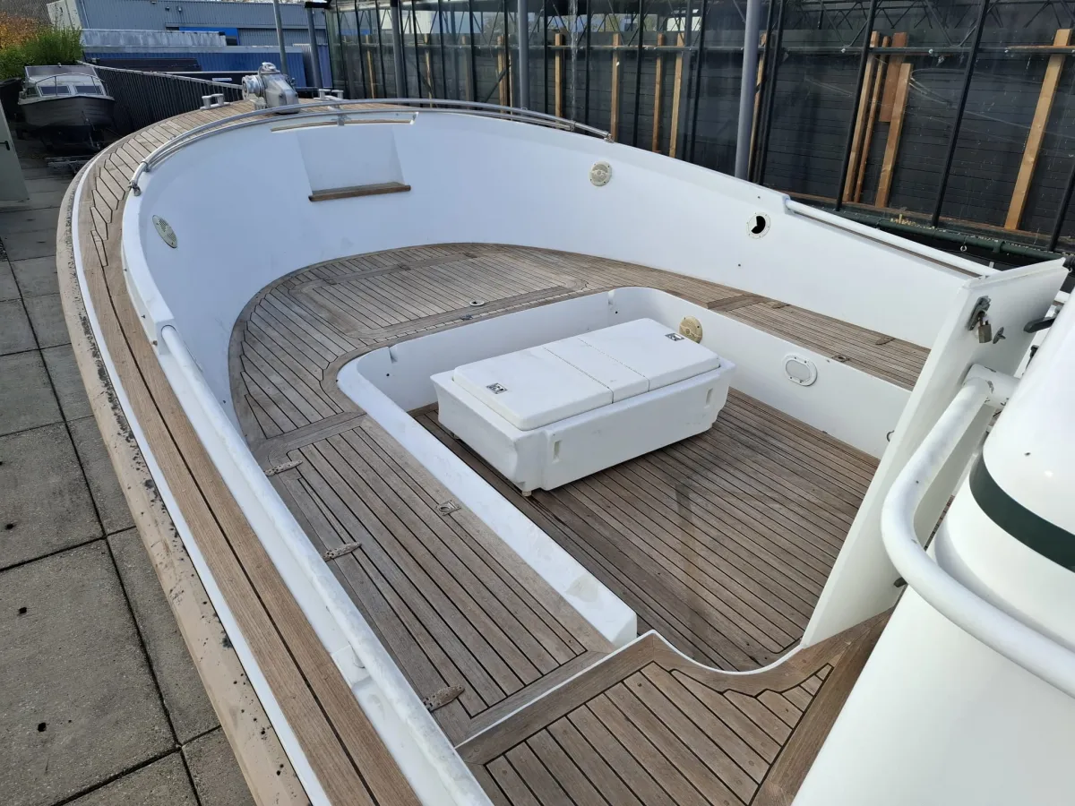 Polyester Motorboot Tecnoyacht Puma 2