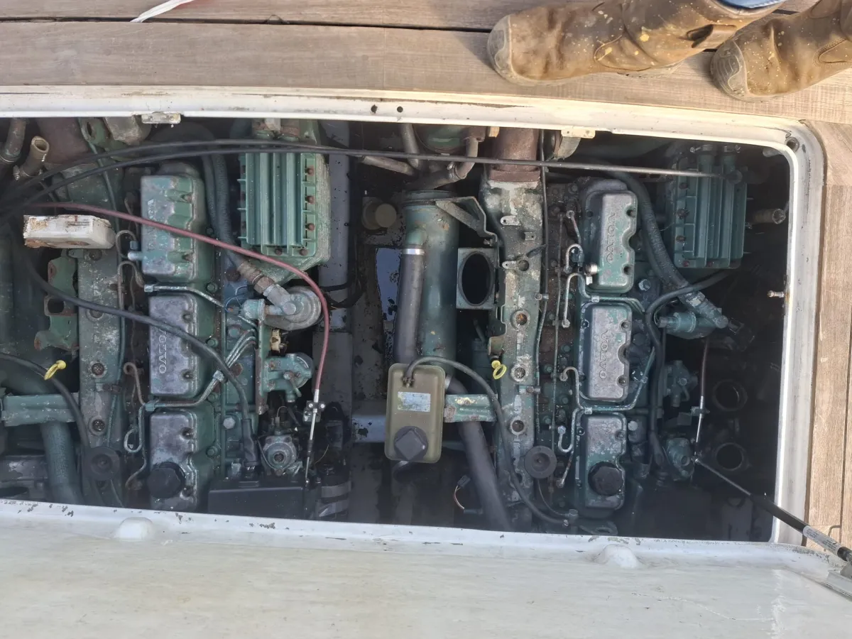 Polyester Motorboot Tecnoyacht Puma 2