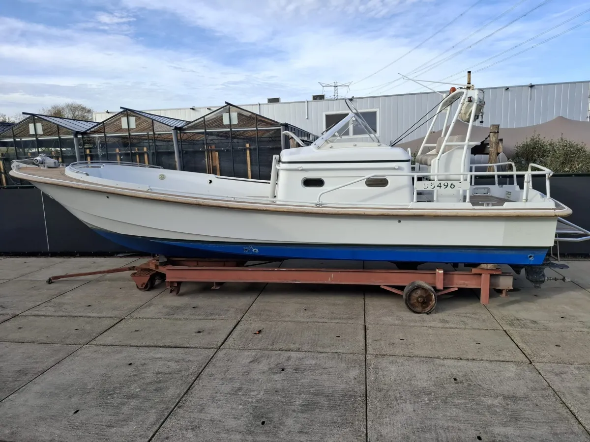 Polyester Motorboot Tecnoyacht Puma 2