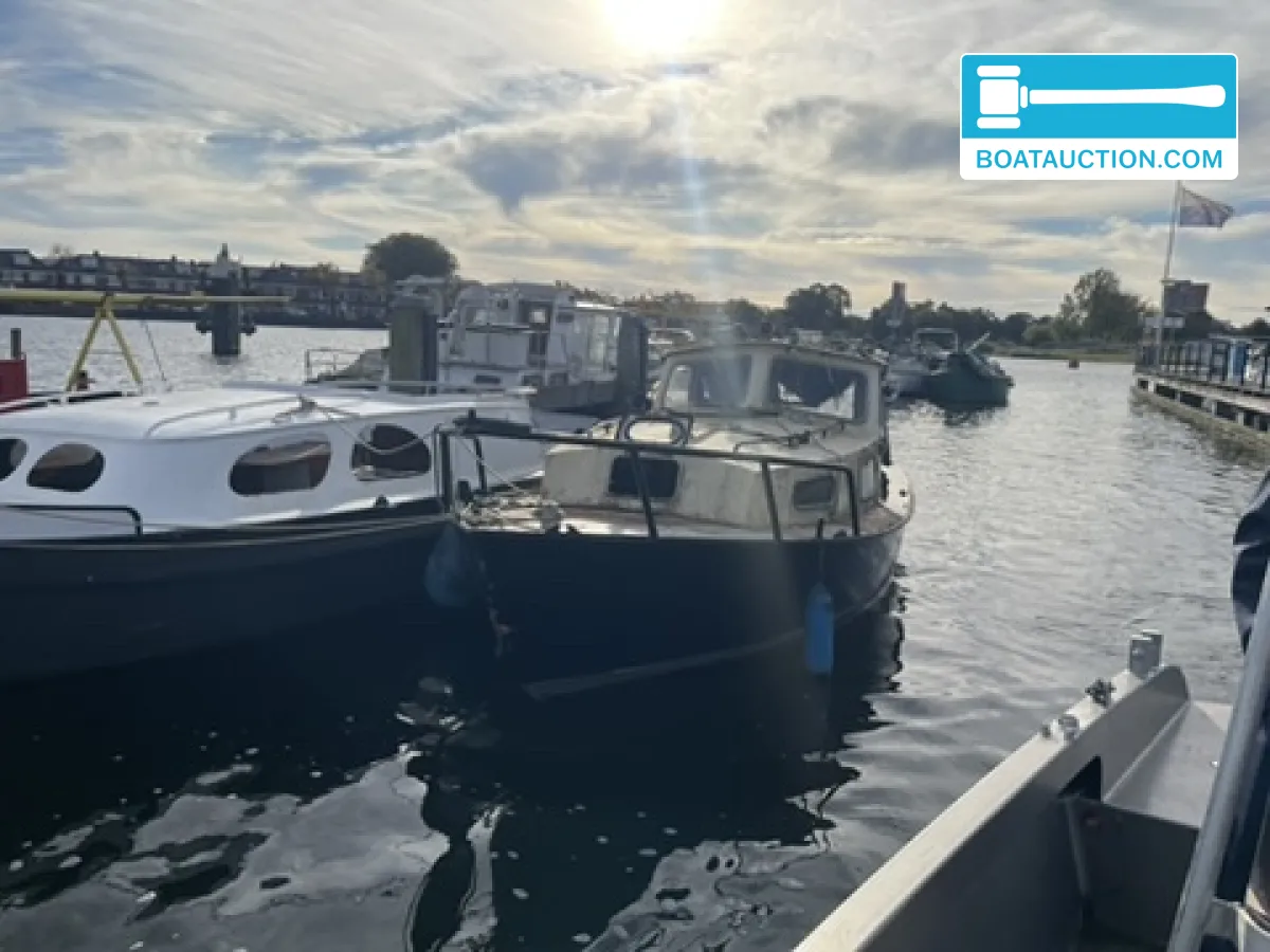 Thumbnail - Motorboat 600