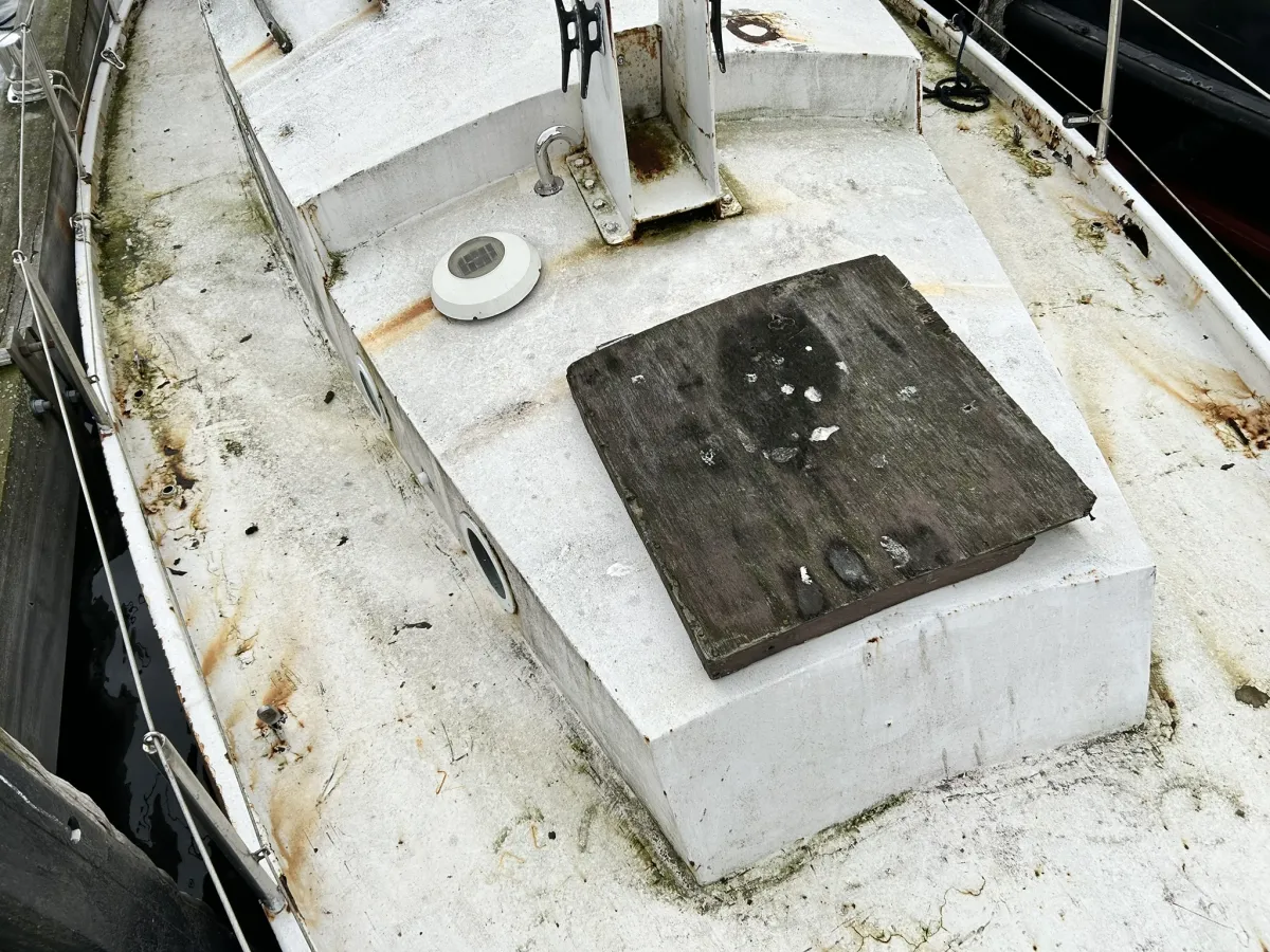 Steel Budgetboat Cabin sailboat 650