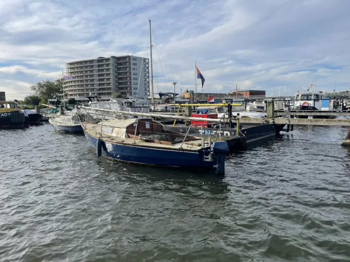 Wood Budgetboat Cabin sailboat 600