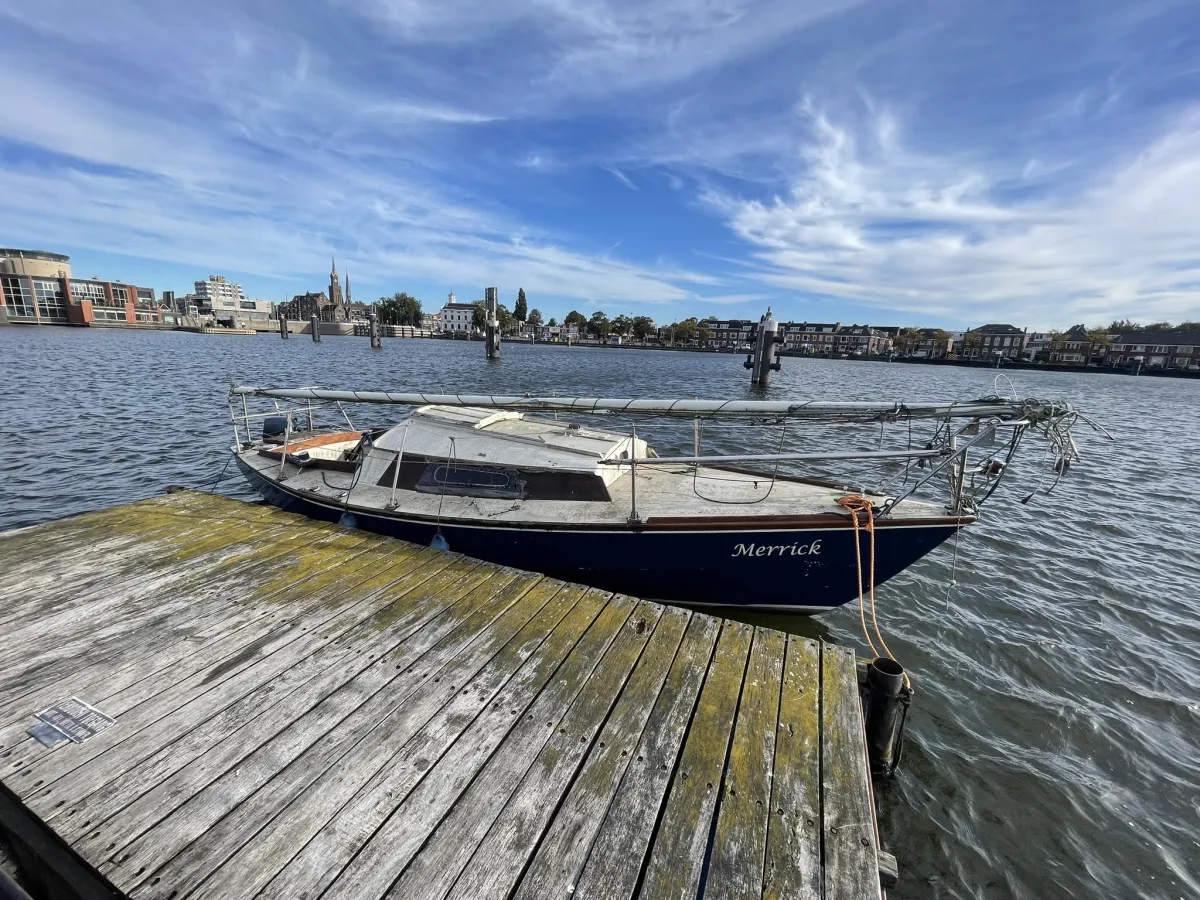 Wood Budgetboat Cabin sailboat 600