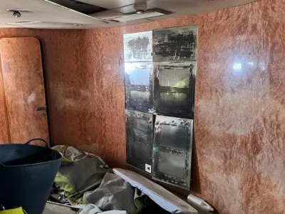 Polyester Motorboat Horizon Elegance 92 Dynasty Photo 17