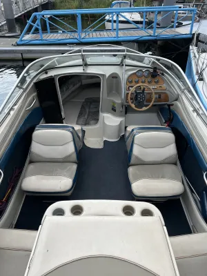 Polyester Speedboot Maxum 2100 SC Foto 3