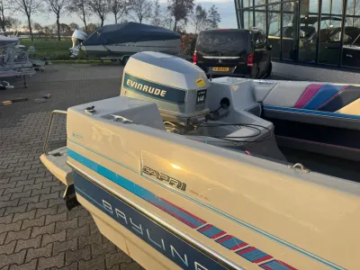 Polyester Speedboat Bayliner Capri 1500 Photo 13