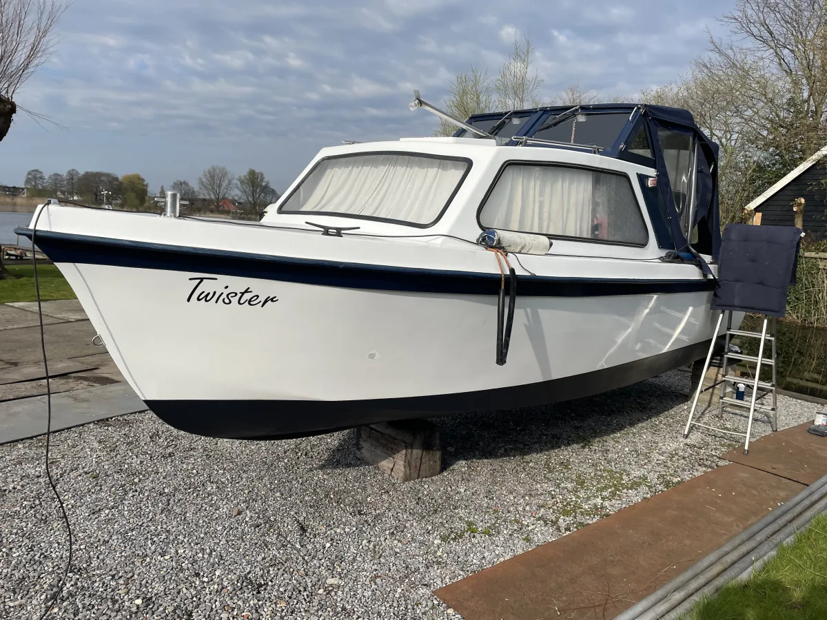 Polyester Motorboot Onedin 650