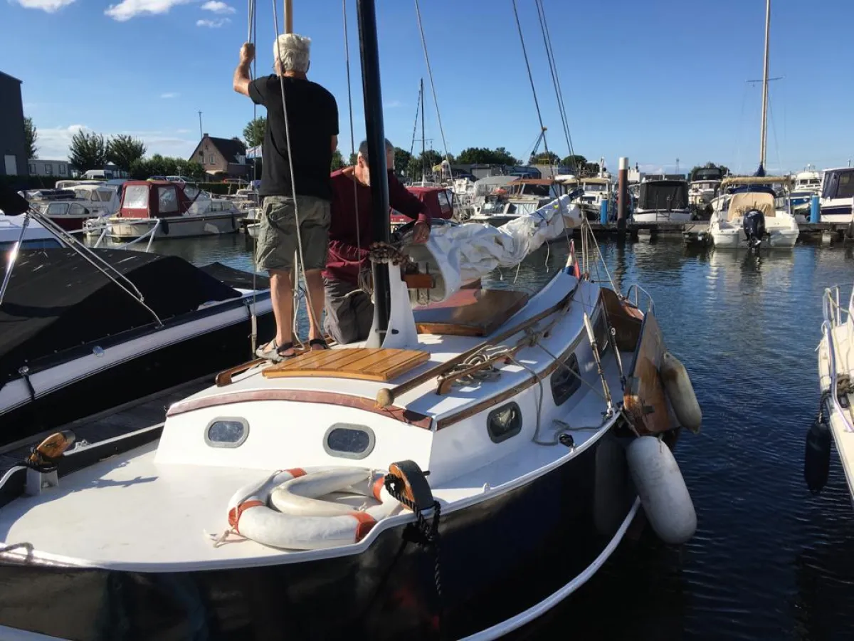 Staal Zeilboot Grundel 735