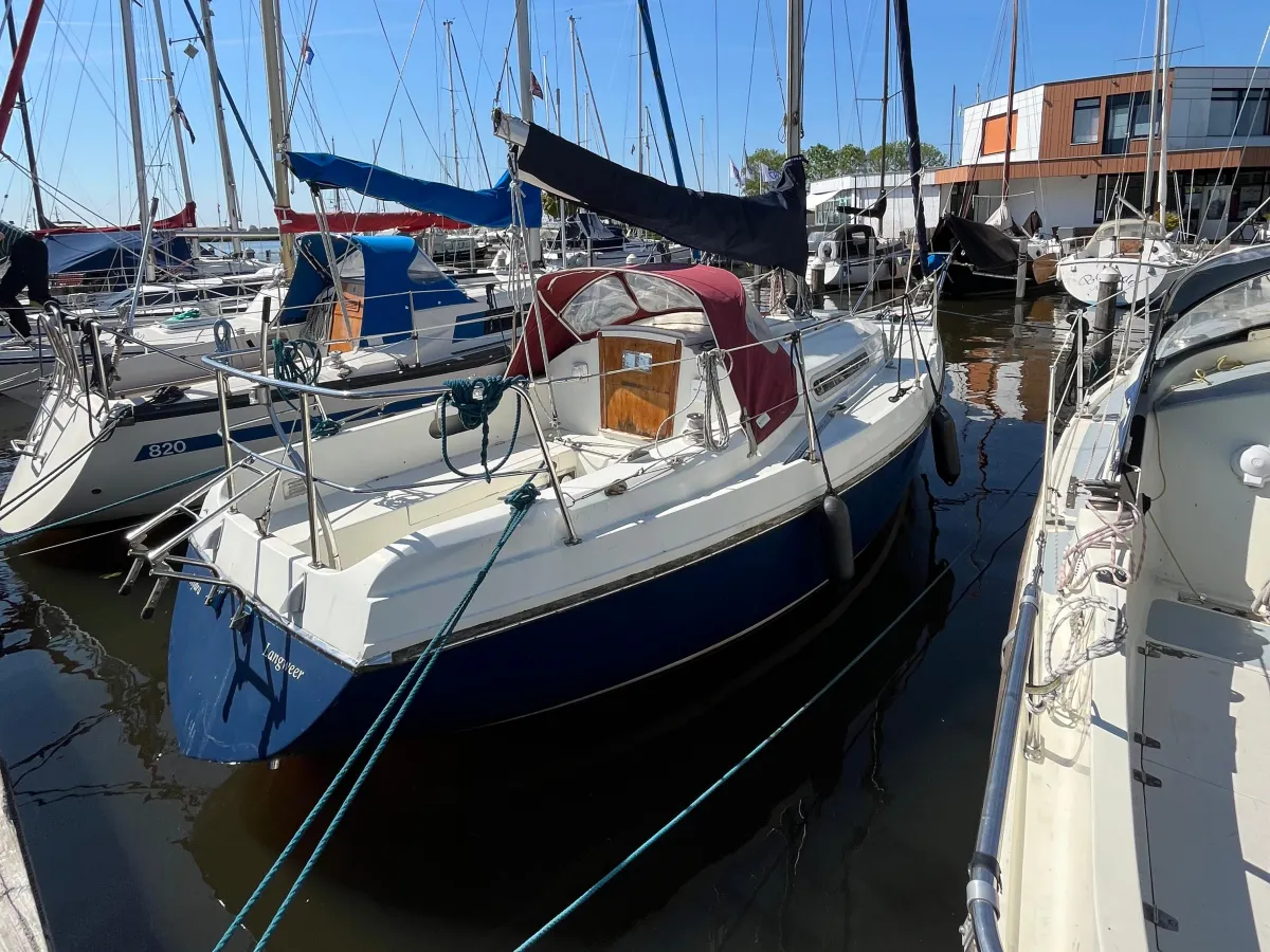 Polyester Voilier Contest 25