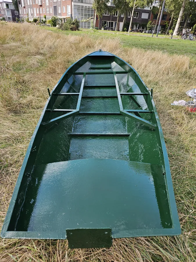 Staal Budgetboot Vlet 350