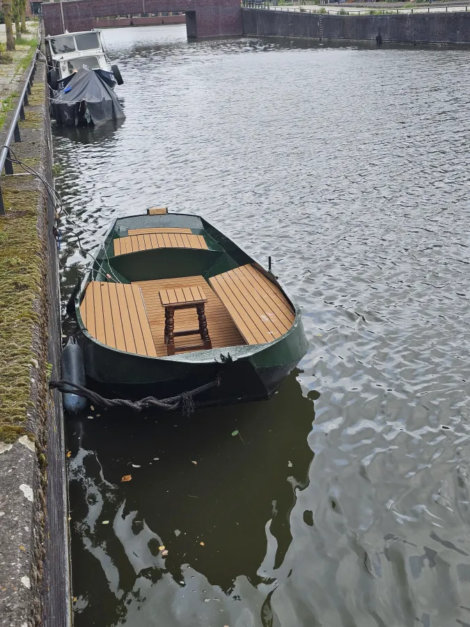 Staal Budgetboot Vlet 350