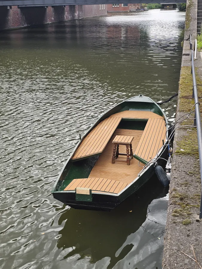 Staal Budgetboot Vlet 350