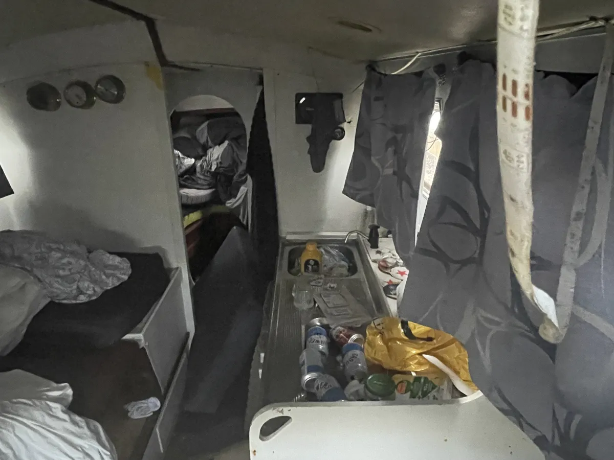 Polyester Budgetboat Cabin boat 650