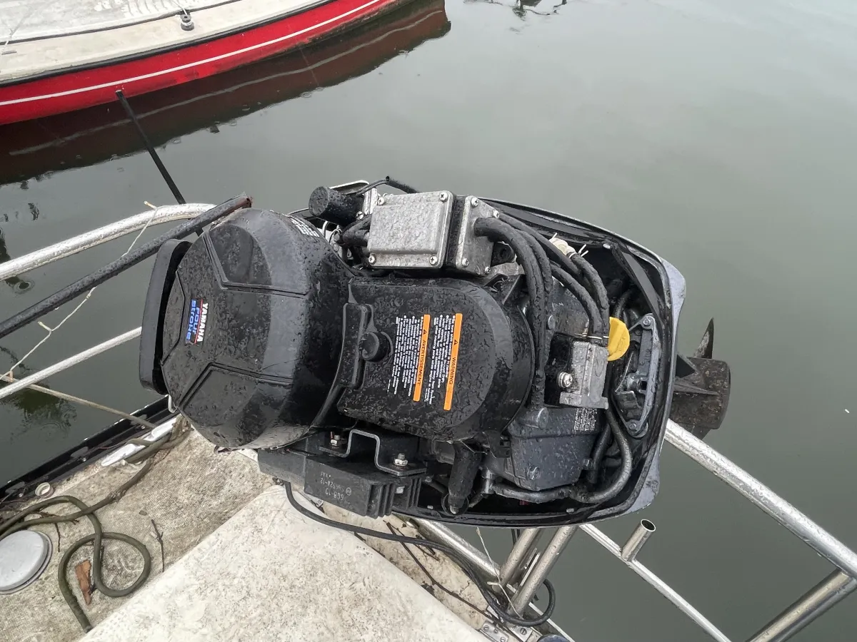 Polyester Budgetboat Cabin boat 650