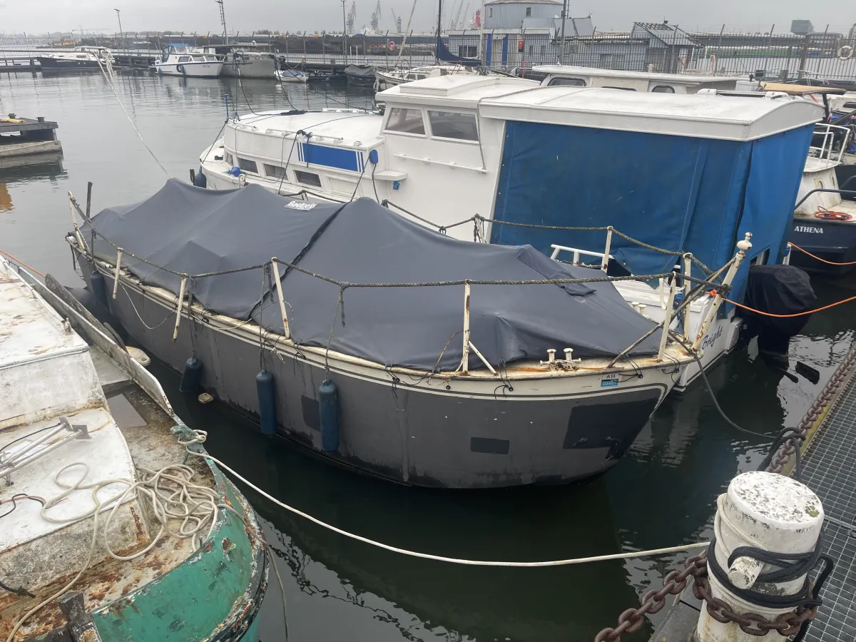 Steel Budgetboat Motorboat 700