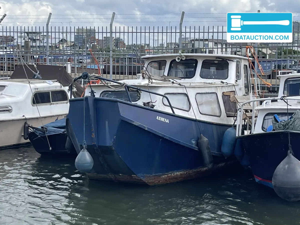 Thumbnail - Motorboot 850