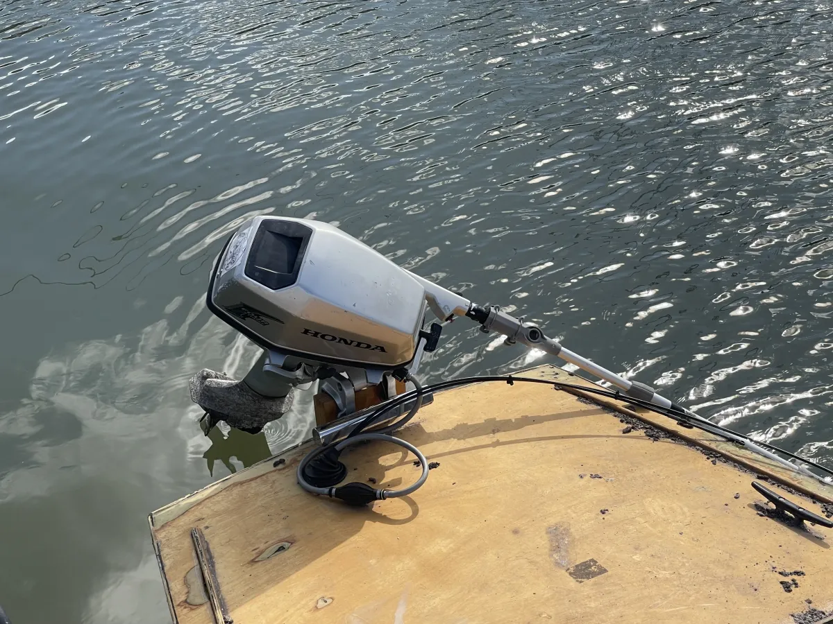 Polyester Budgetboat Motorboat 600