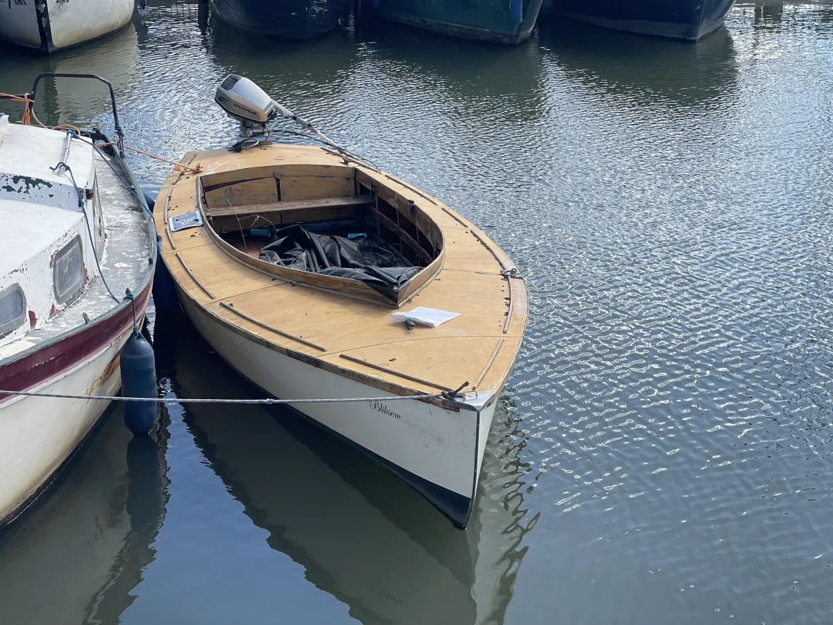 Polyester Budgetboat Motorboat 600