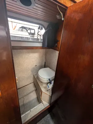 Steel Motorboat De Ruiter Kruiser 950AK Photo 7