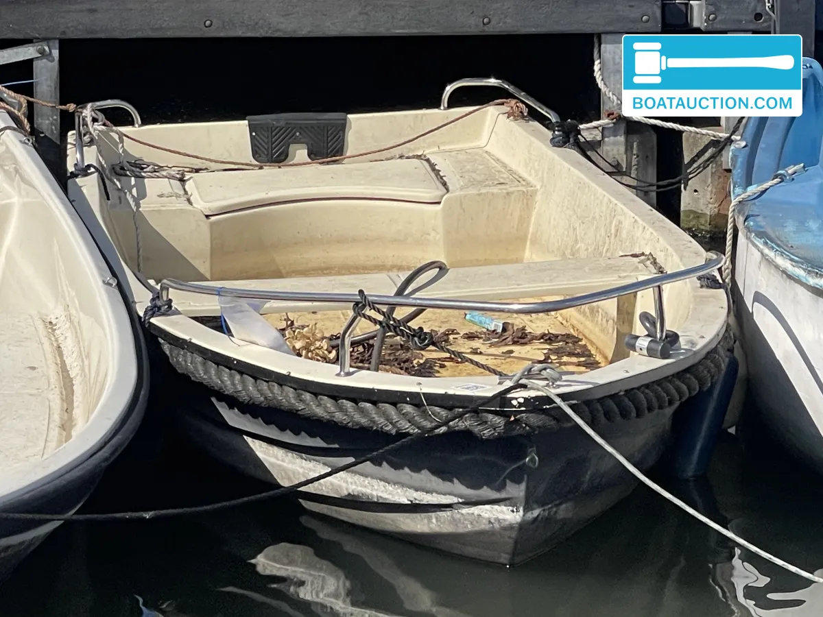 Thumbnail - Roeiboot 300