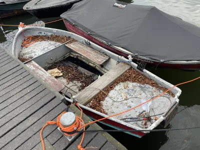 Steel Budgetboat Vlet 380 Photo 1