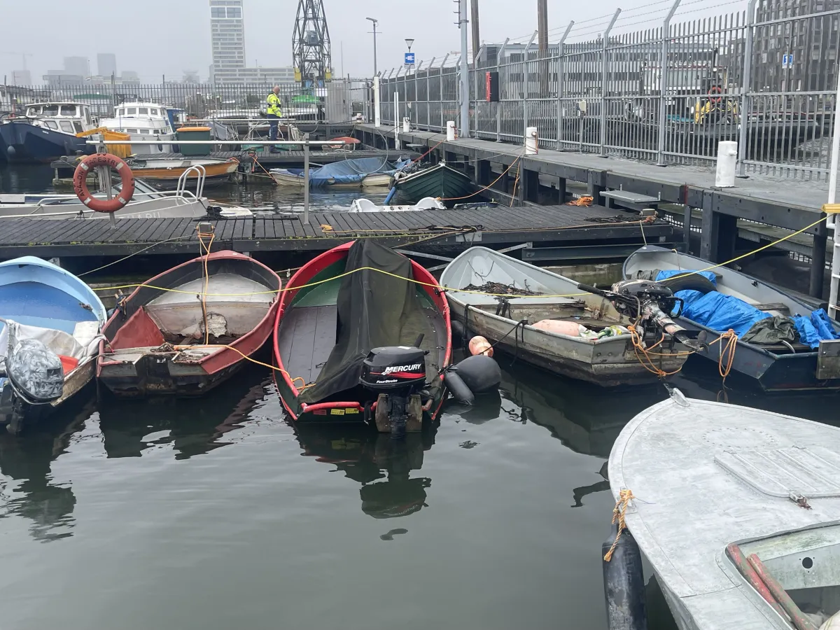 Steel Budgetboat Vlet 420