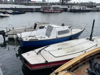 Polyester Budgetboat Cabin boat 600 Photo 3