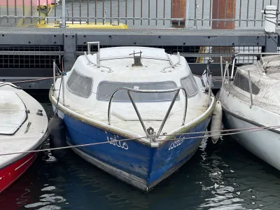 Polyester Budgetboat Cabin boat 600 Photo 0