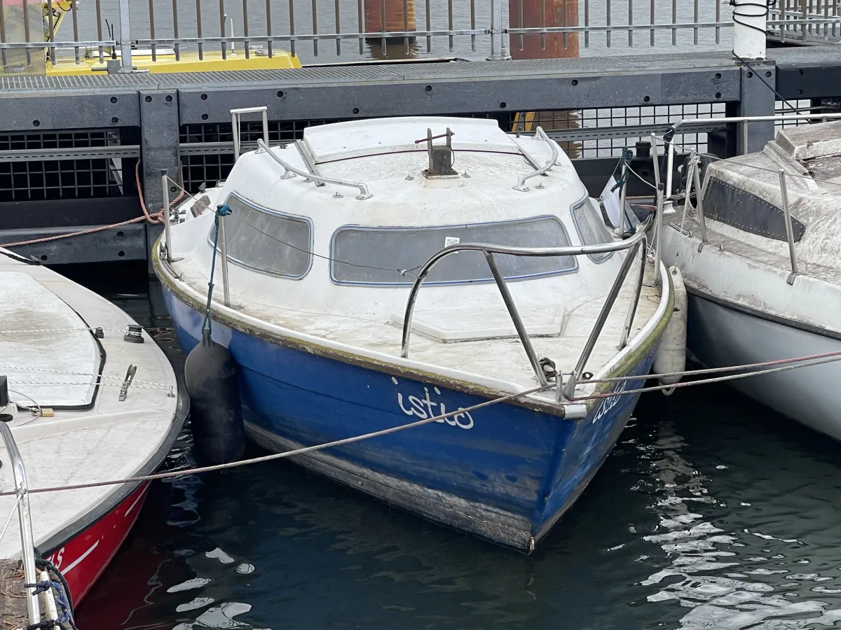 Polyester Budgetboat Cabin boat 600