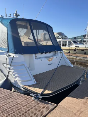 Polyester Motorboot Princess Riviera 46 Foto 4