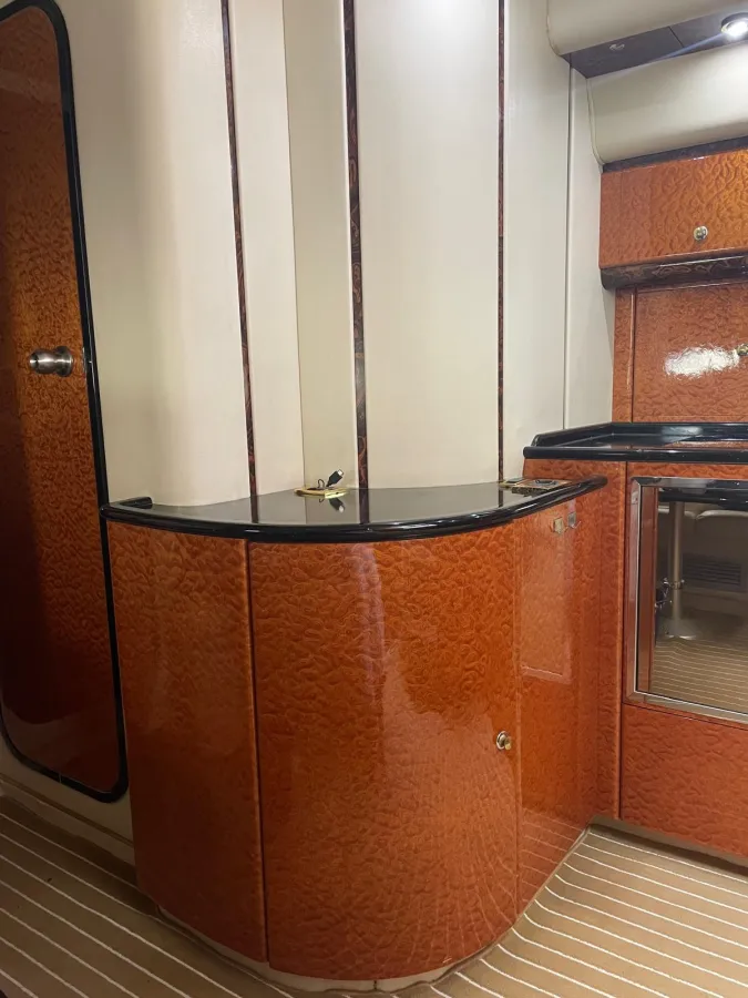 Polyester Bateau à moteur Princess V39